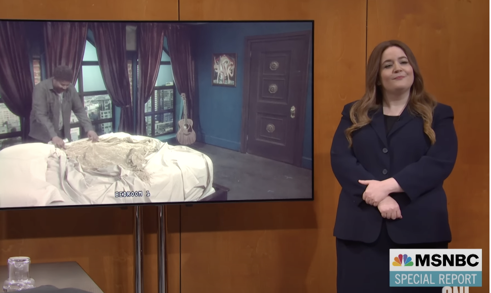 Aidy Bryant acting as Johnny Depp&#x27;s lawyer during an &quot;SNL&quot; skit