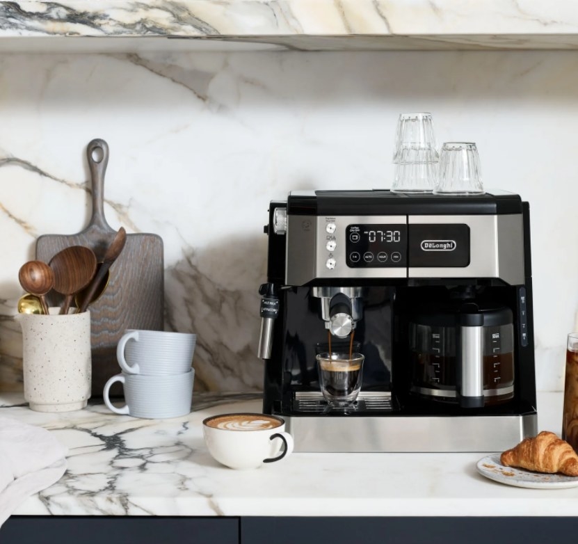 de&#x27;longhi coffee maker with milk frother
