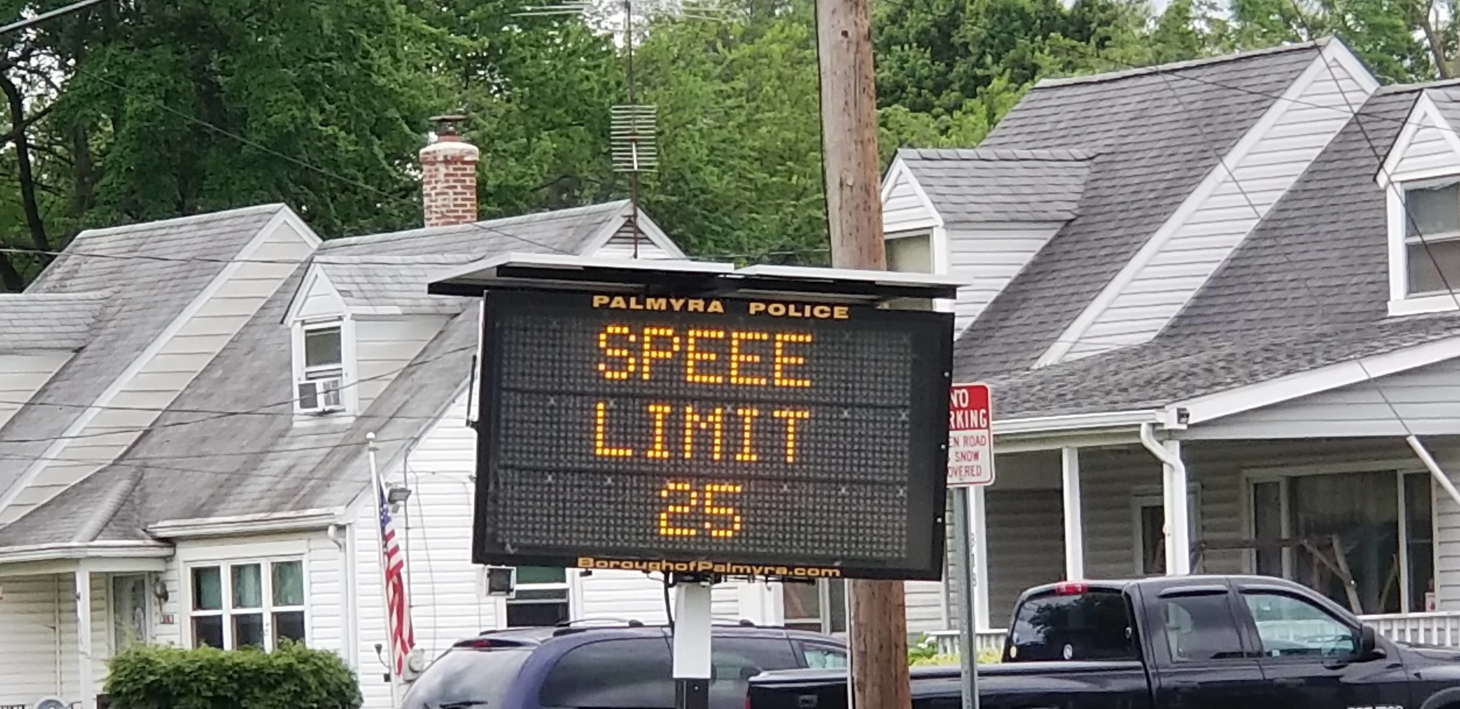 speed limit sign reading speeee limit