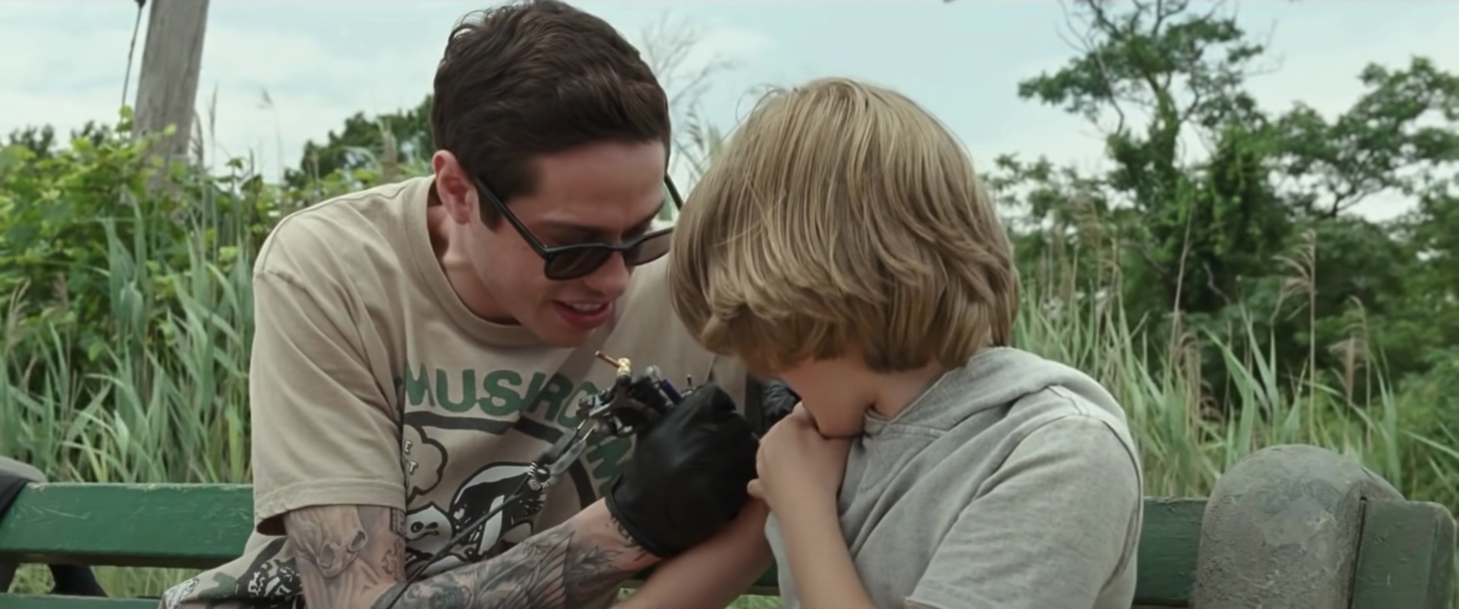 Pete davidson tattoos a child in &quot;King of Staten Island&quot;