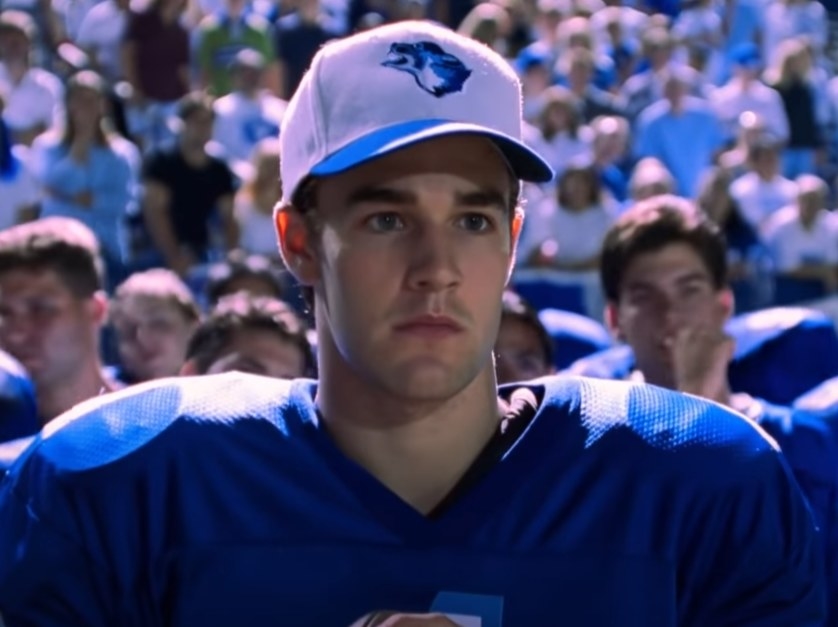 James Van Der Beek as Jonathan Mox about to go into a game as the quarterback