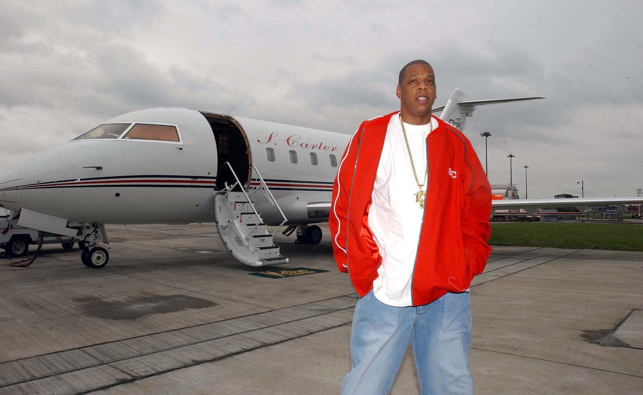 Jay-Z in front of his jet