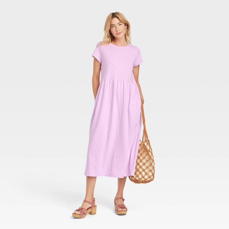 the t-shirt dress in pink