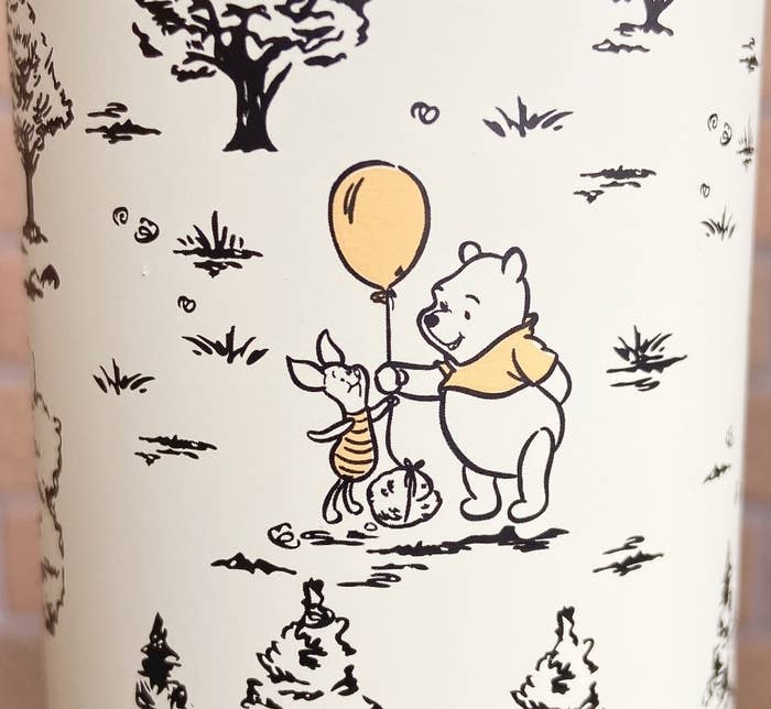 これは買っちゃうよ ディズニーランドの 激かわボトル いろんなプーさんに癒される これは買っちゃうよ ディズニーランドの 激かわボトル いろんなプーさんに癒される