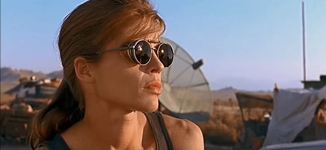 Sarah Connor wearing sunglasses in &quot;Terminator 2: Judgment Day&quot;