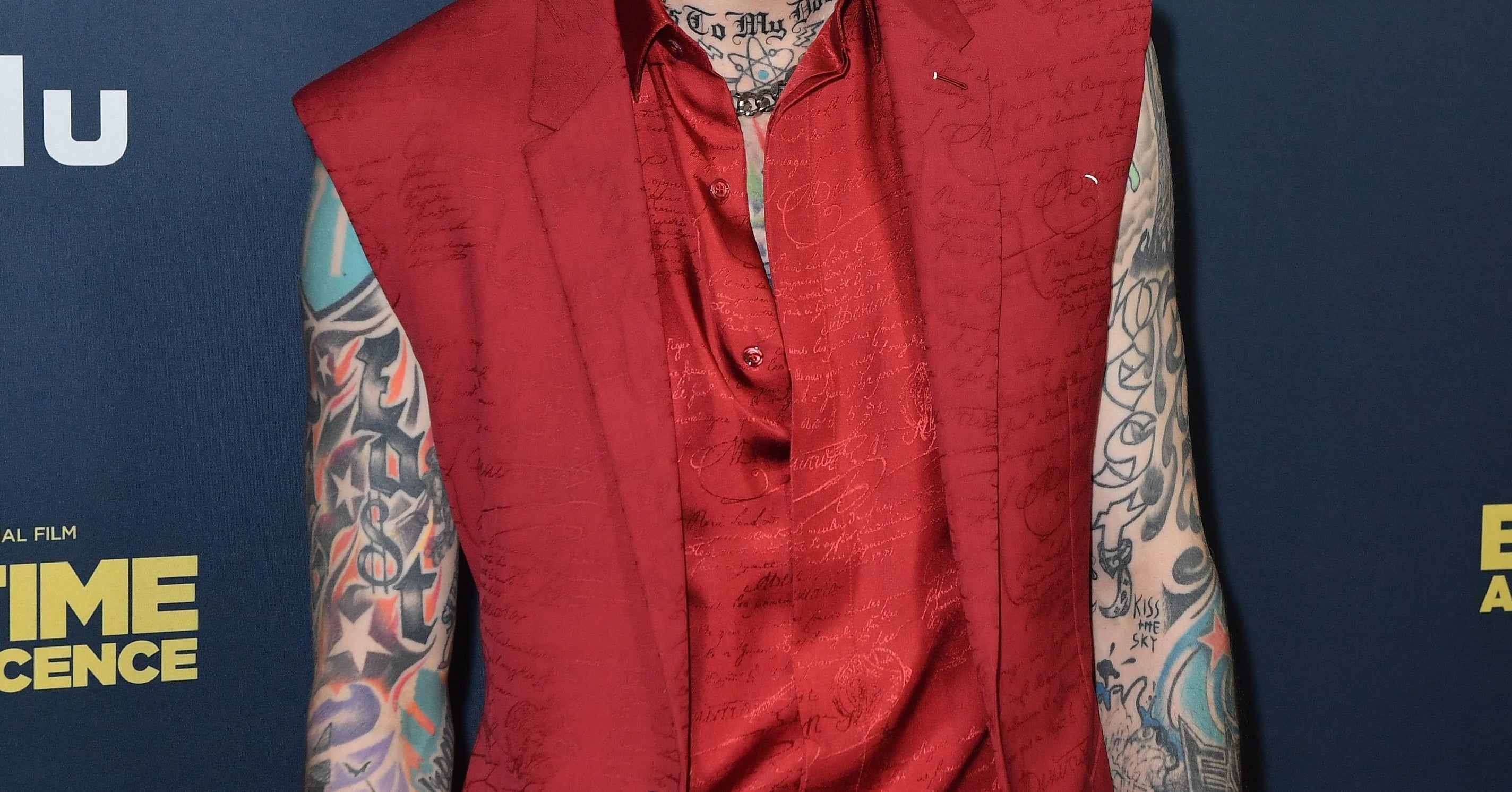 Machine Gun Kelly Covered Up Every Single One Of His Tattoos And Looks Unrecognizable In A Naked Photo