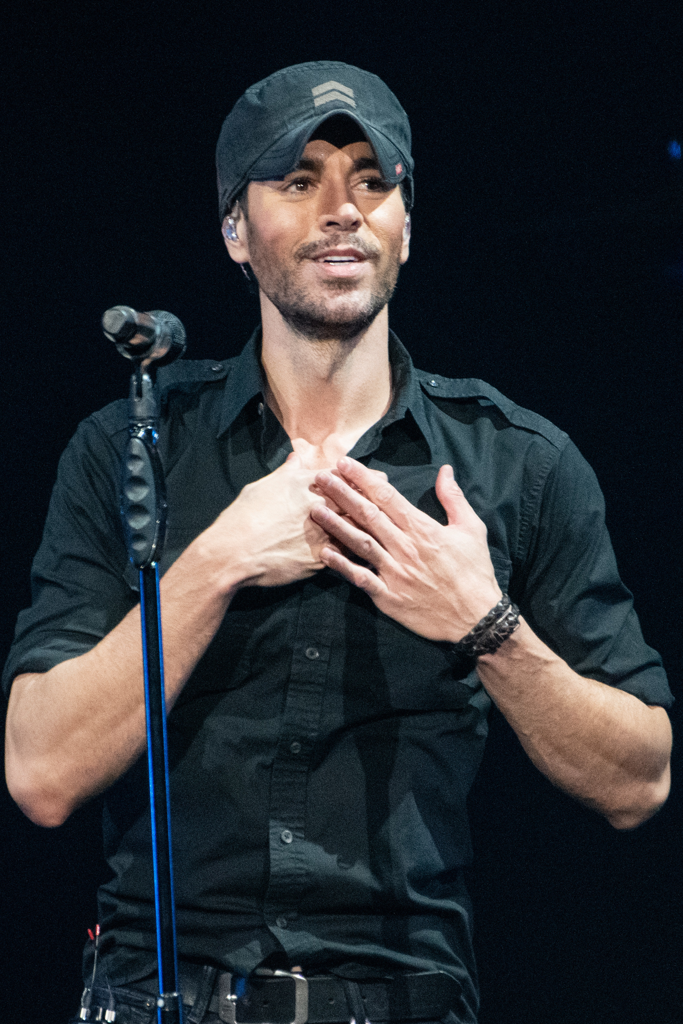 Enrique Iglesias in front of a mic