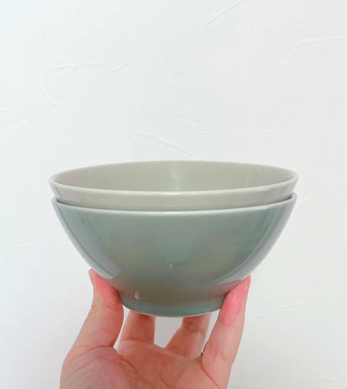 CAINZ(カインズ)のおすすめキッチングッズ「軽スタ軽量磁器食器 飯椀大」