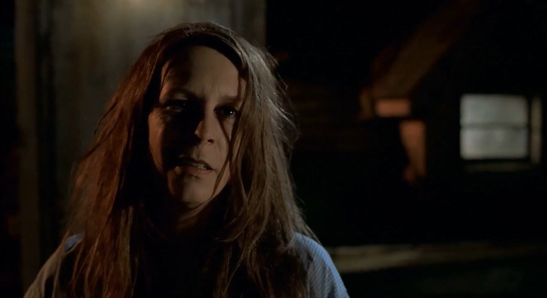 Laurie on the roof of a psychiatric hospital in &quot;Halloween: Resurrection&quot;