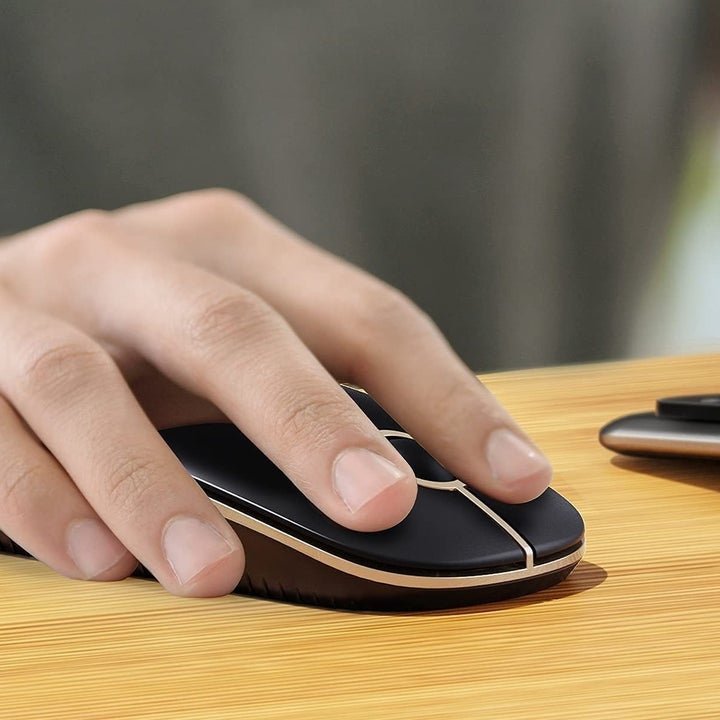 17 Tech Products From Amazon Canada That Are Under $20
