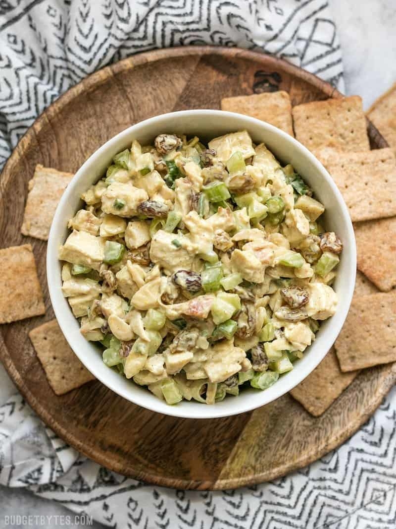 curry chicken salad with crackers