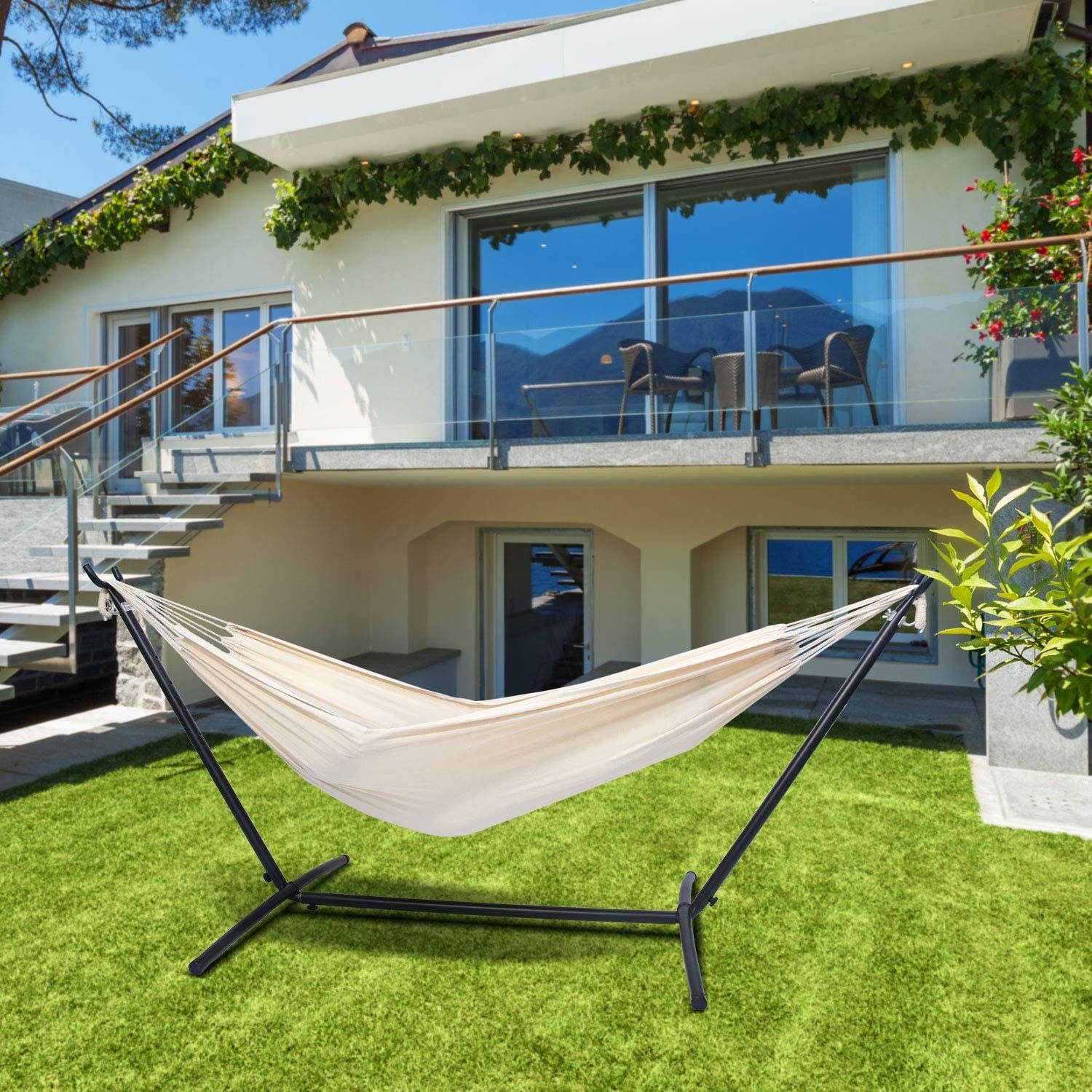 The hammock in the yard of a house