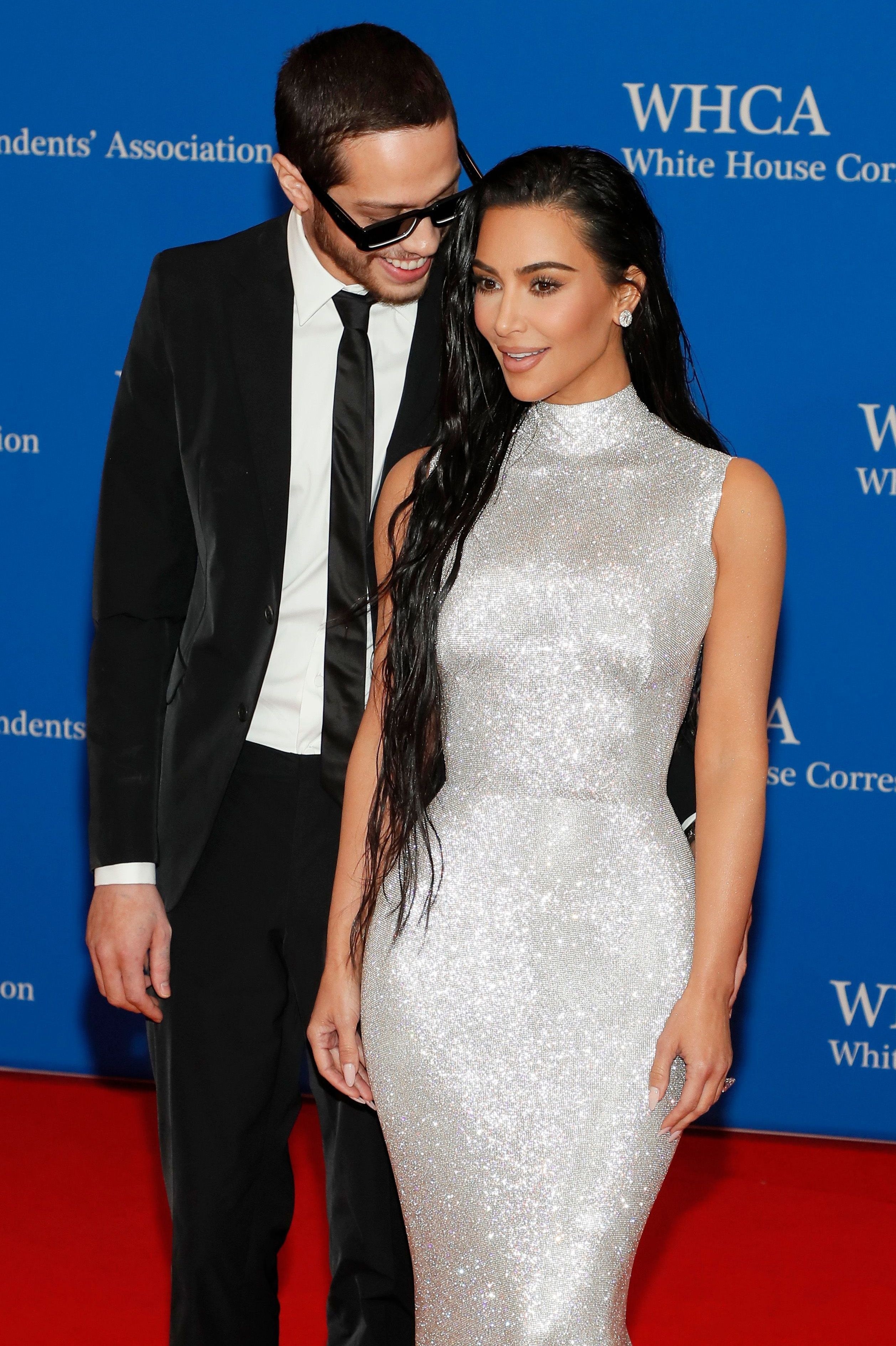 Pete and Kim on a red carpet