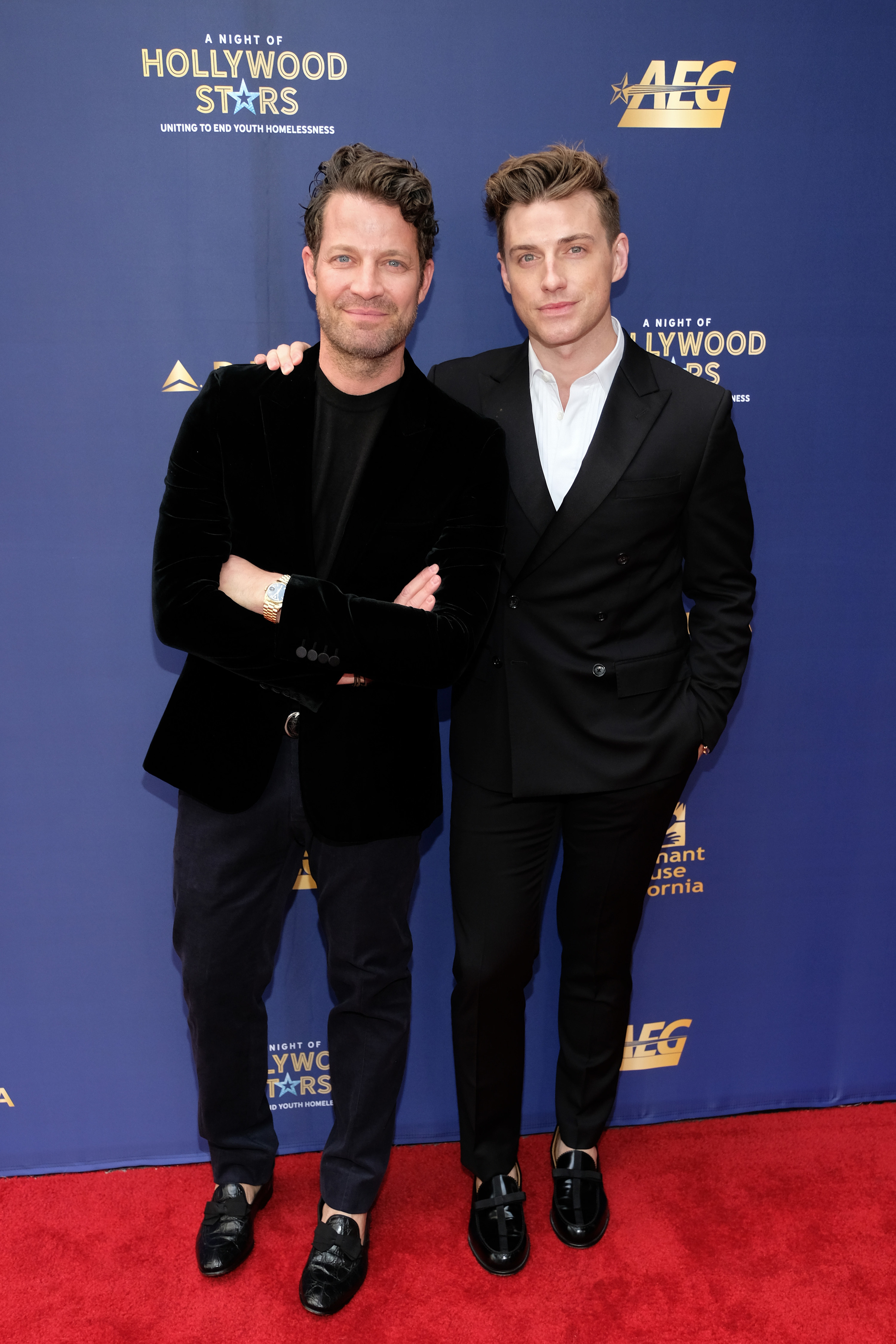 Nate Berkus and Jeremiah Brent on the red carpet