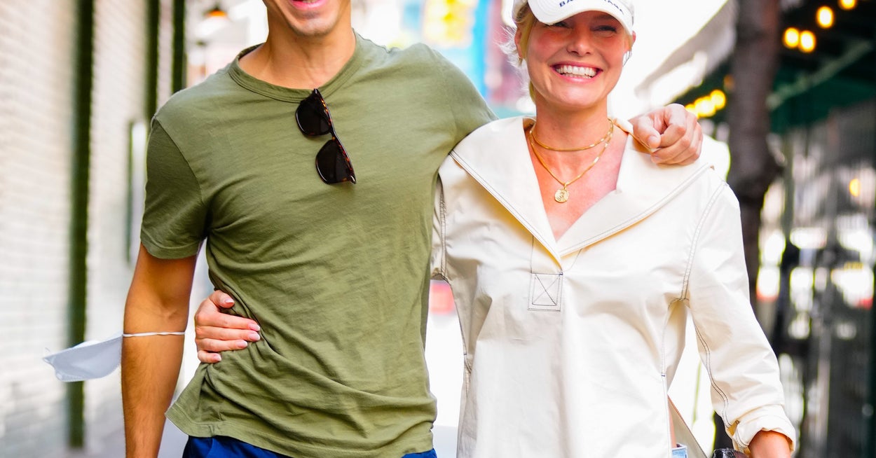 Justin Lengthy And Kate Bosworth Go Instagram Official