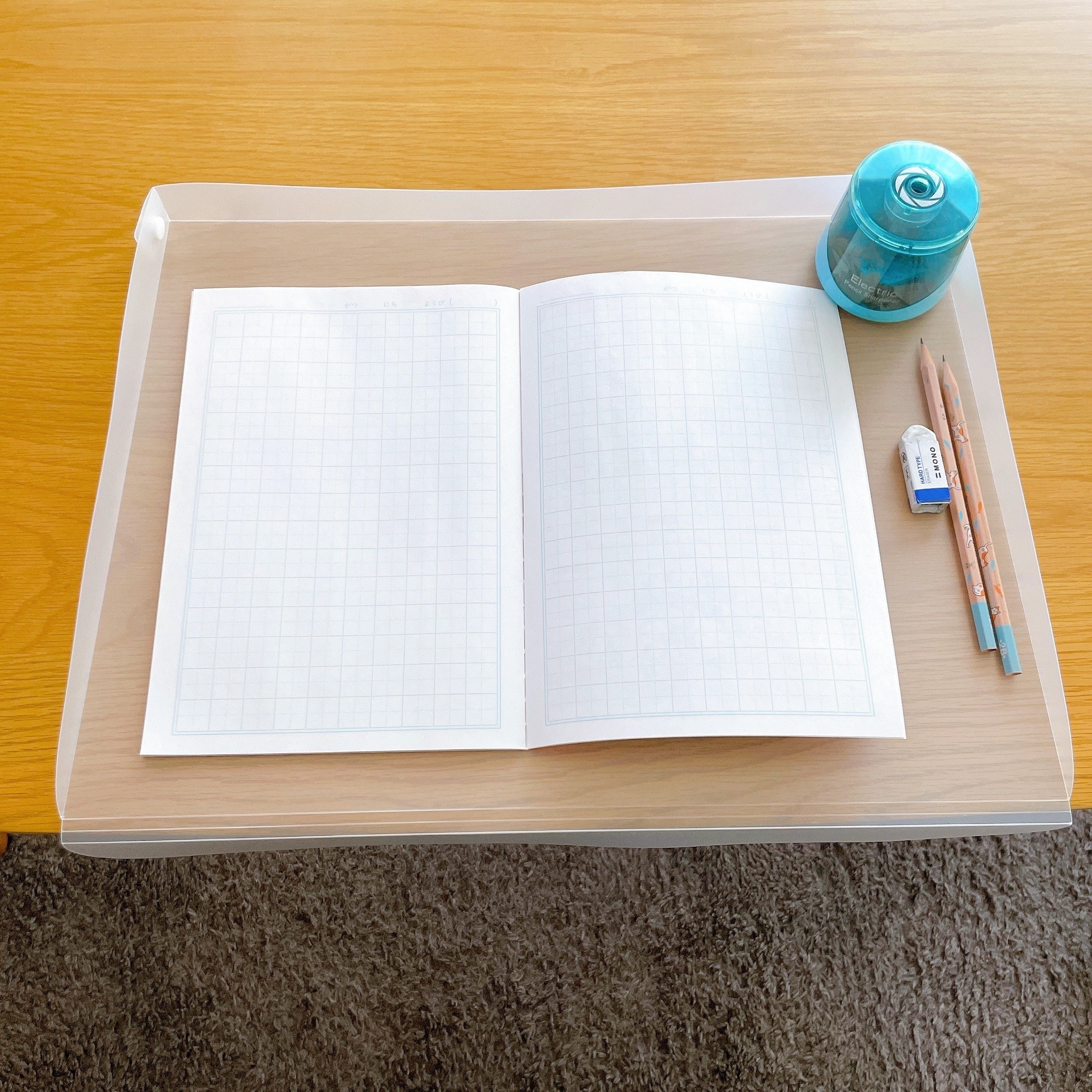 Seria（セリア）のおすすめ便利グッズ「リビング学習マット」