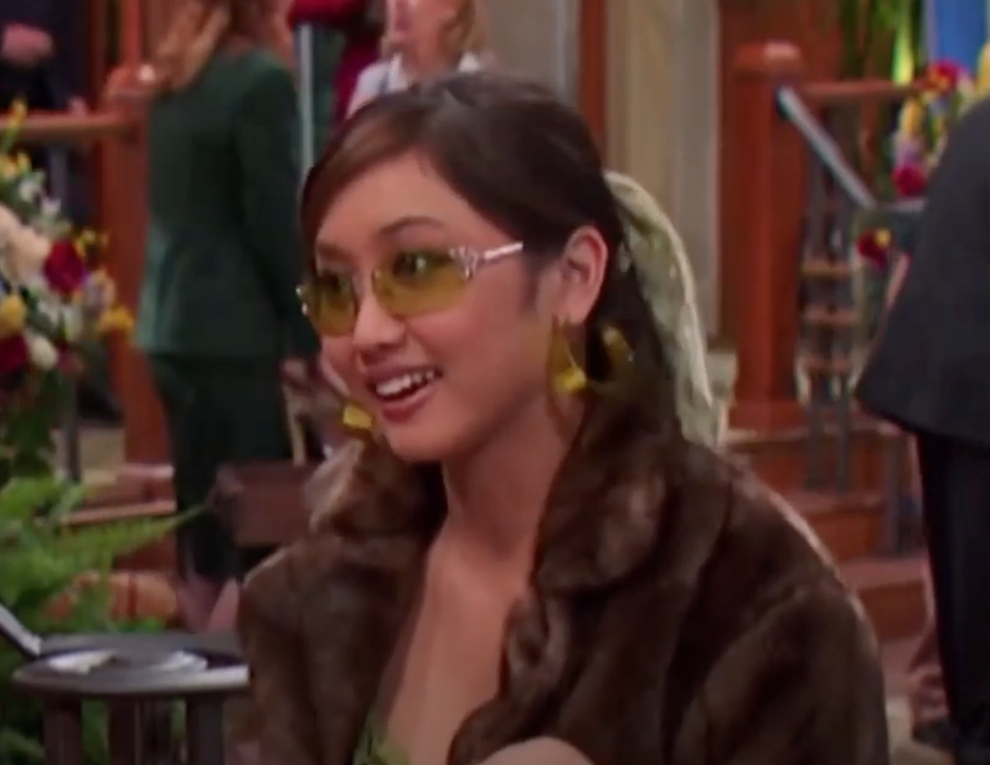 22 Iconic London Tipton Outfits From Suite Life, Ranked