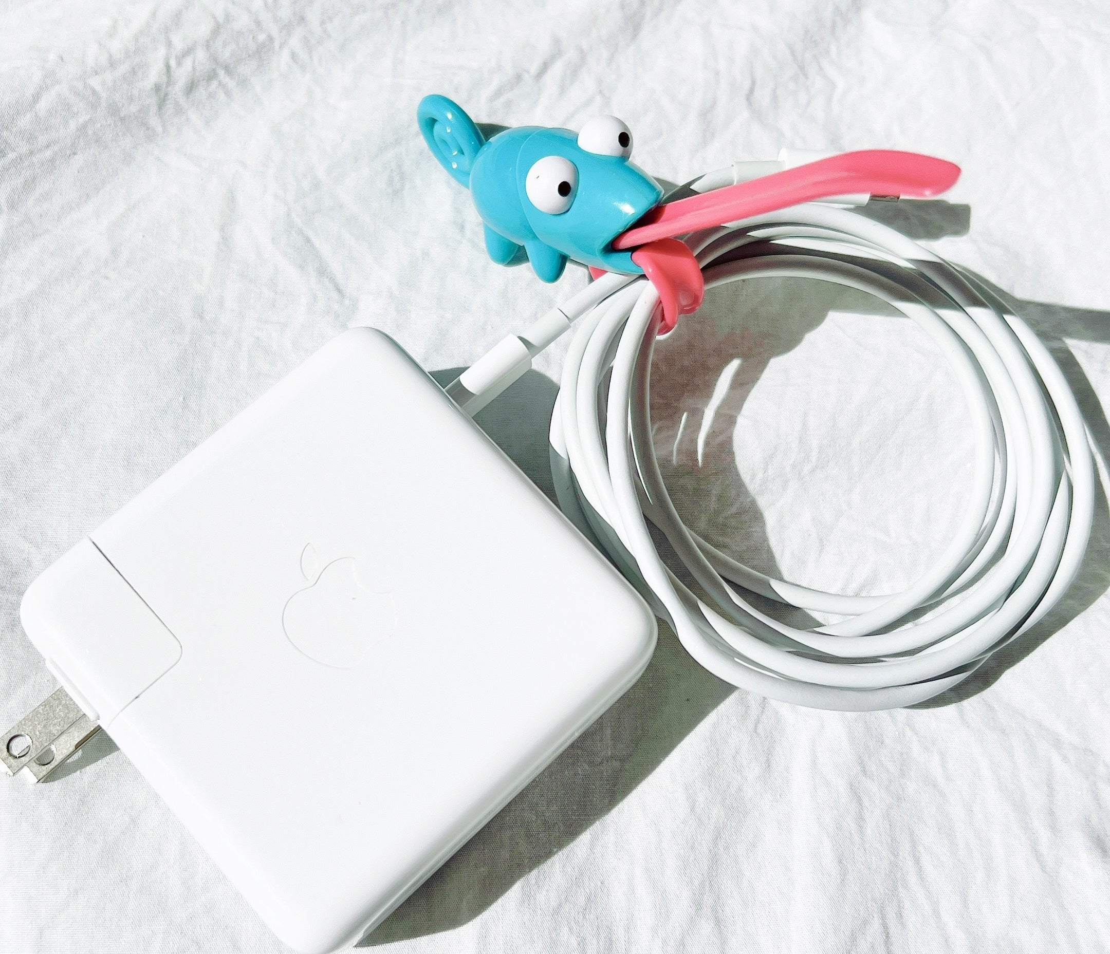 PLAZA(プラザ)のおすすめグッズ「joie(ジョイー)カメレオンバッグタイ」