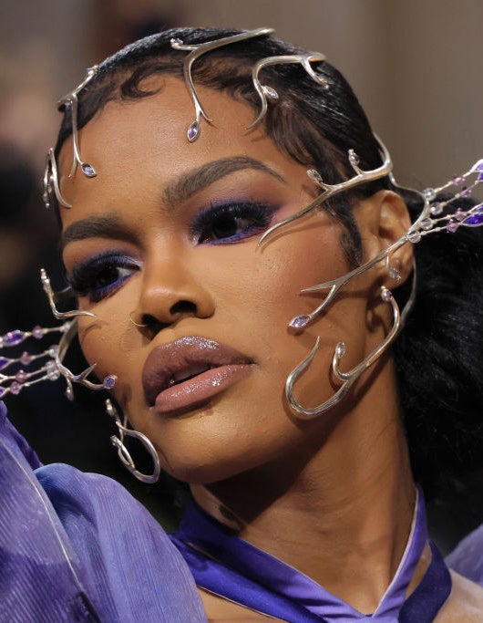 A closeup of Teyana Taylor in the headpiece