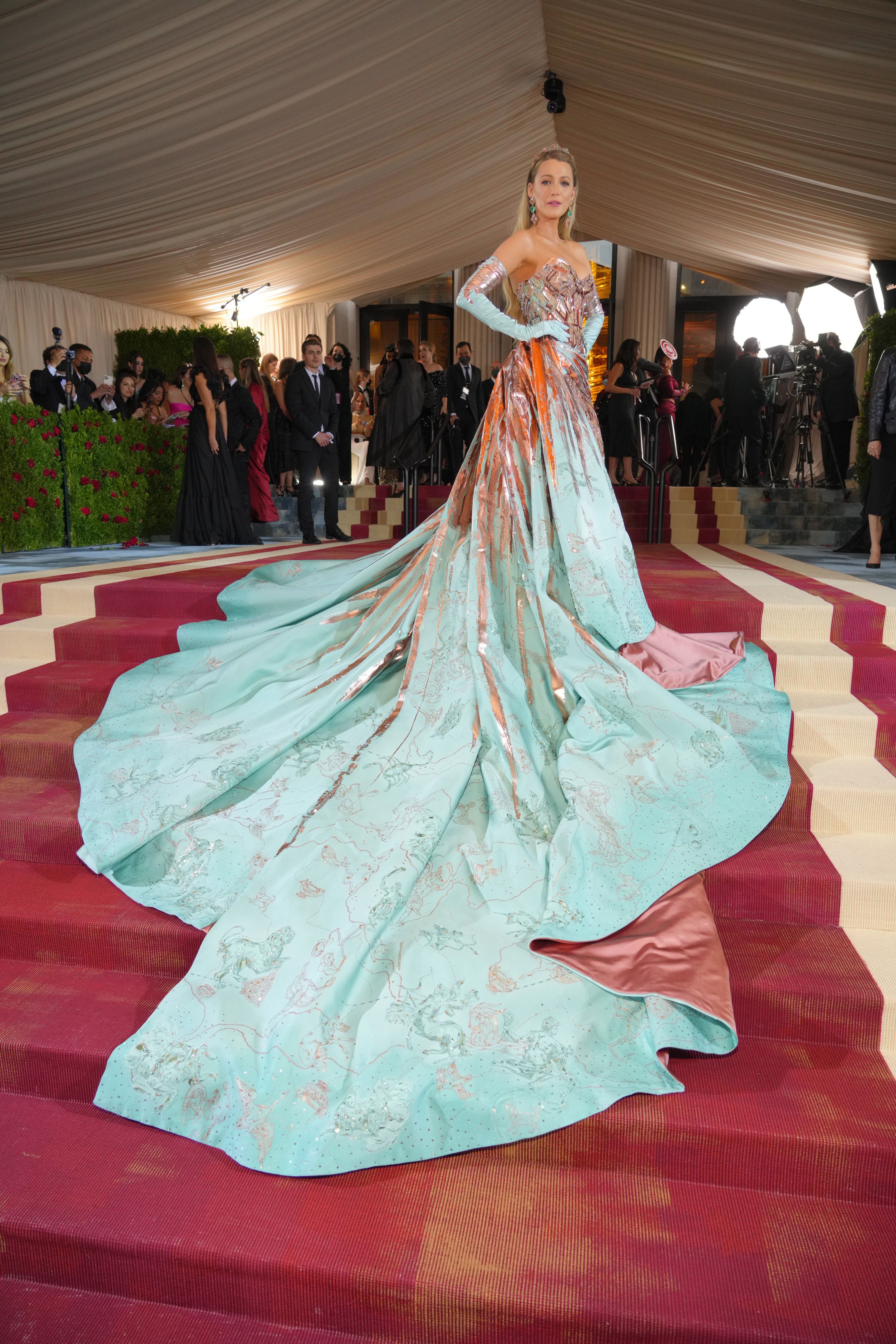 Ryan Reynolds' Reaction To Blake Lively At 2022 Met Gala Is Priceless