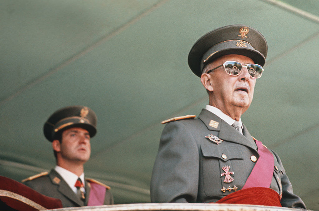 1975年佛朗哥将军与西班牙胡安卡洛斯王子