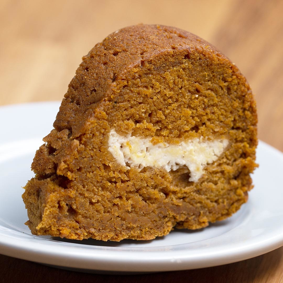 Pumpkin Bread Ring With Maple Cream Cheese Filling