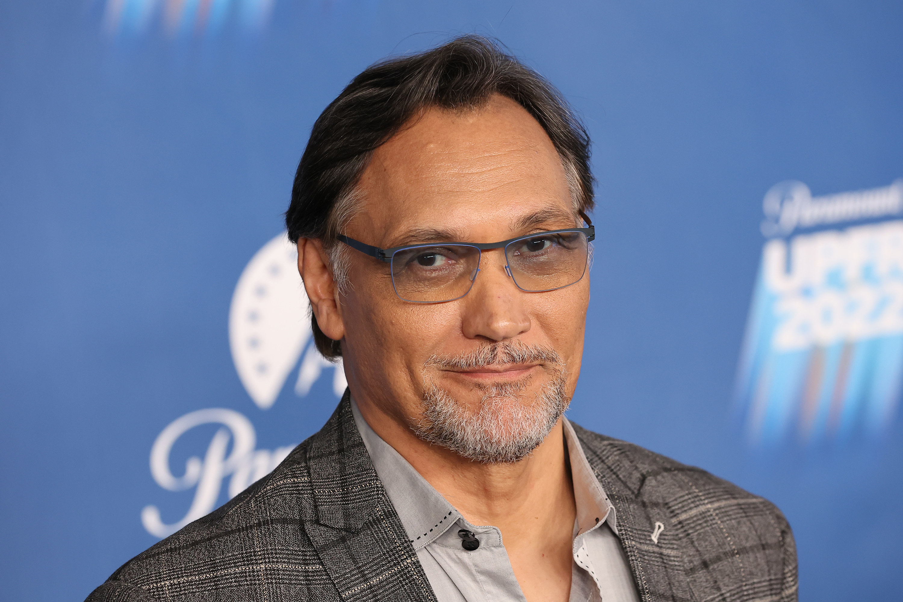 Jimmy Smits on the red carpet