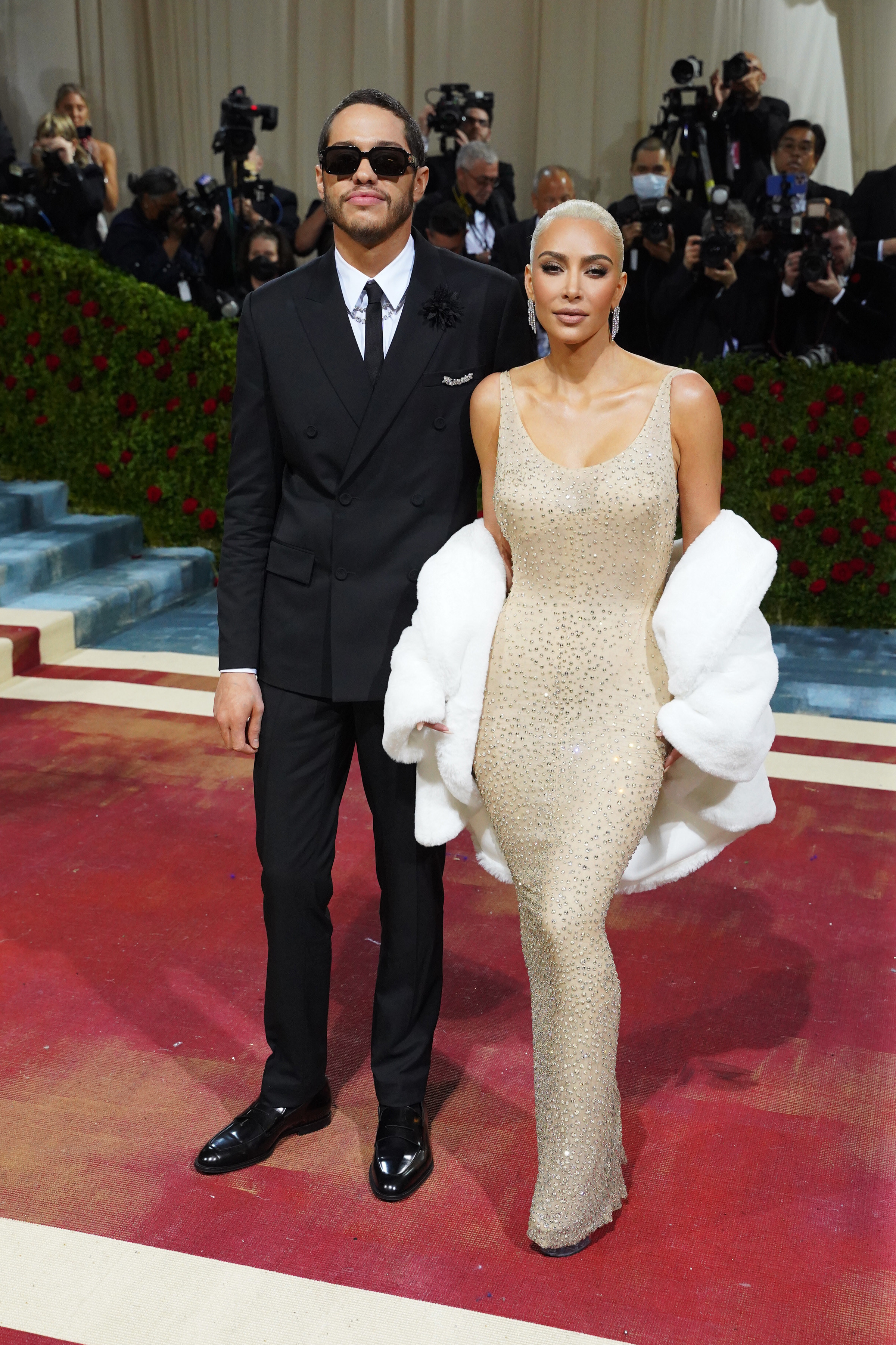 Kim Kardashian Dragged For Her “Botched” Hair At The Met Gala