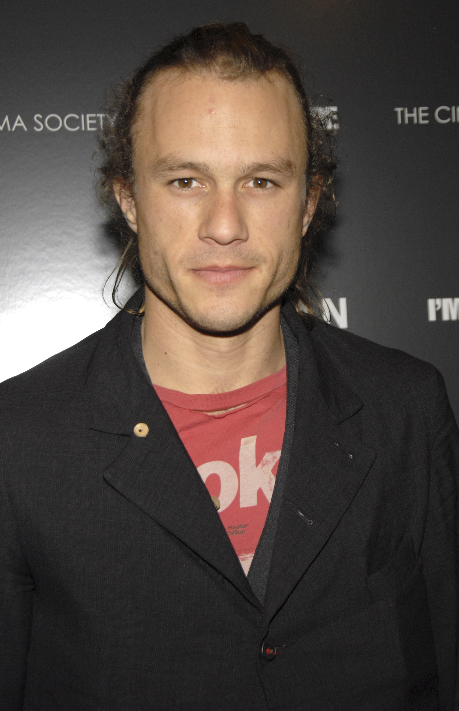 Heath Ledger arrives at the &quot;I&#x27;m Not There&quot; premiere on November 13, 2007