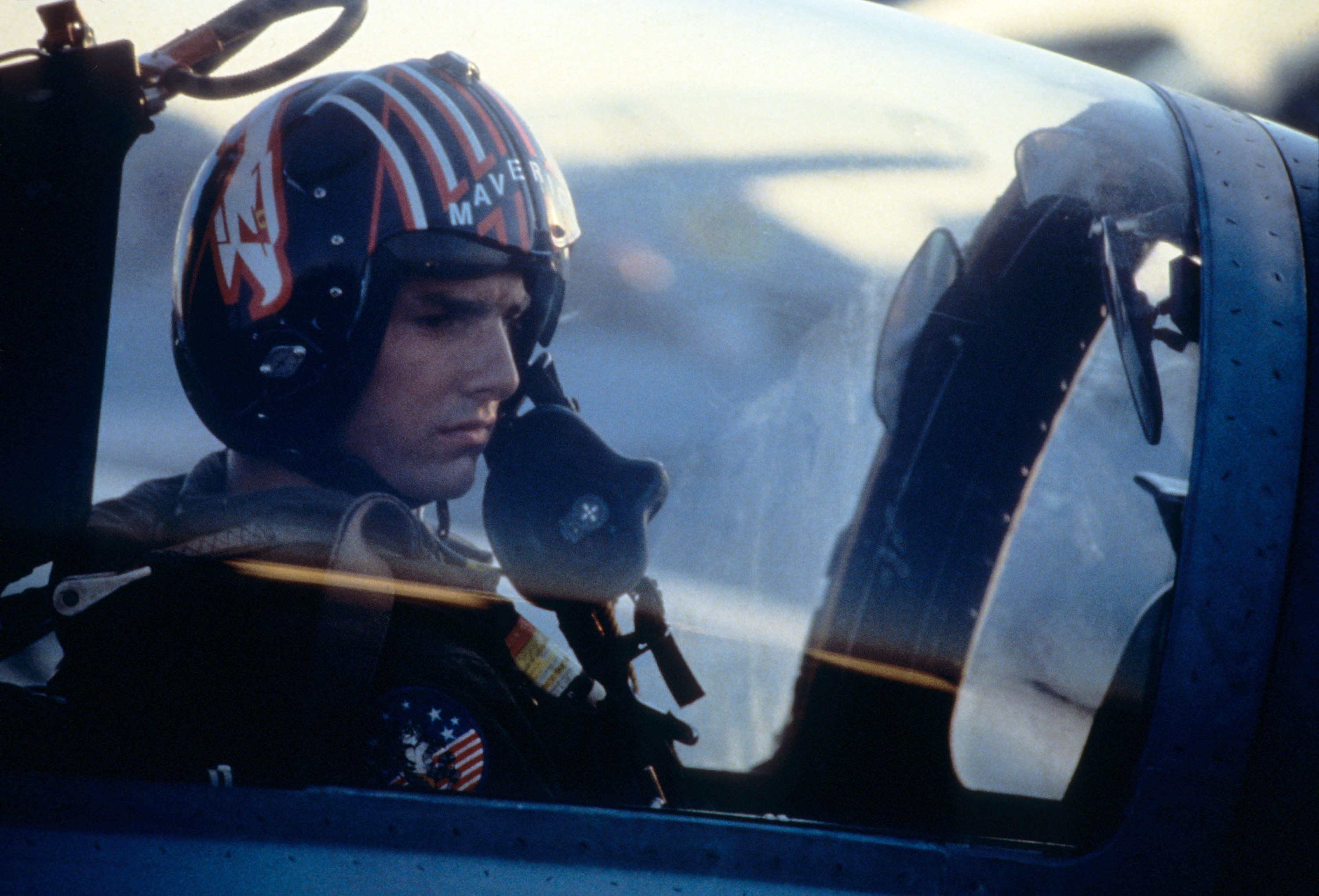 Лучший лучший 2 720. Tom Cruise 1986. Том Круз Top Gun 1986. Том Круз 1986 лучший стрелок. Топ Ган лучший стрелок 1986.