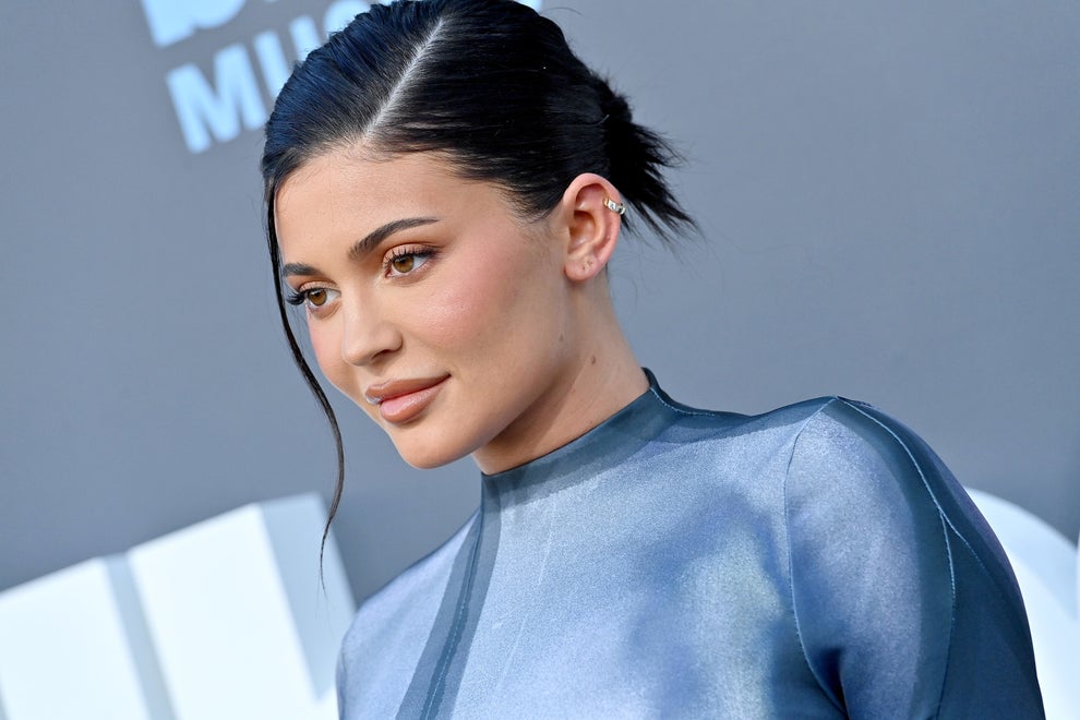 Here’s How Kylie Jenner Is Making A Comeback