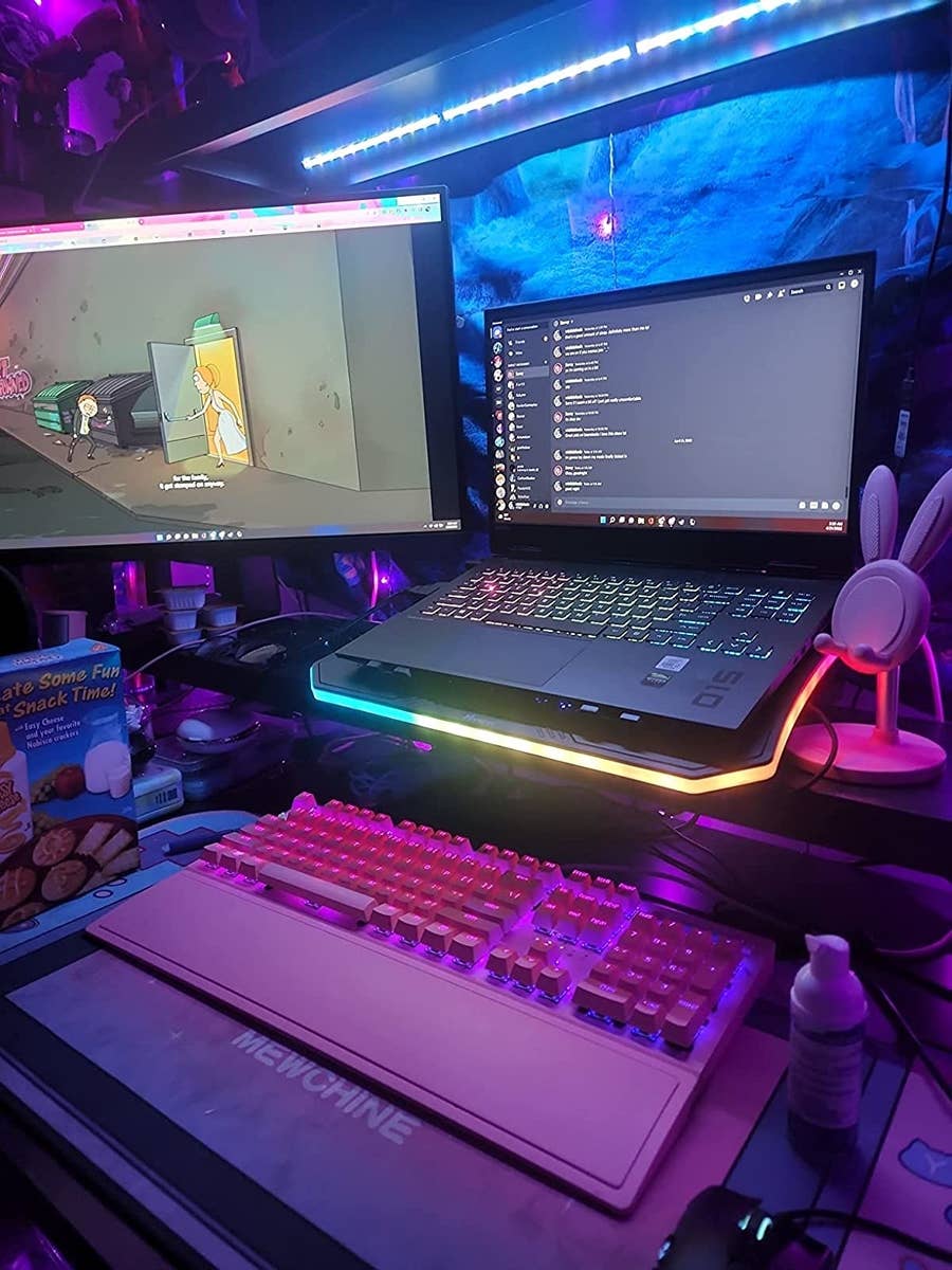 30 Gaming Desk Setup Upgrades To Level Up Your Look