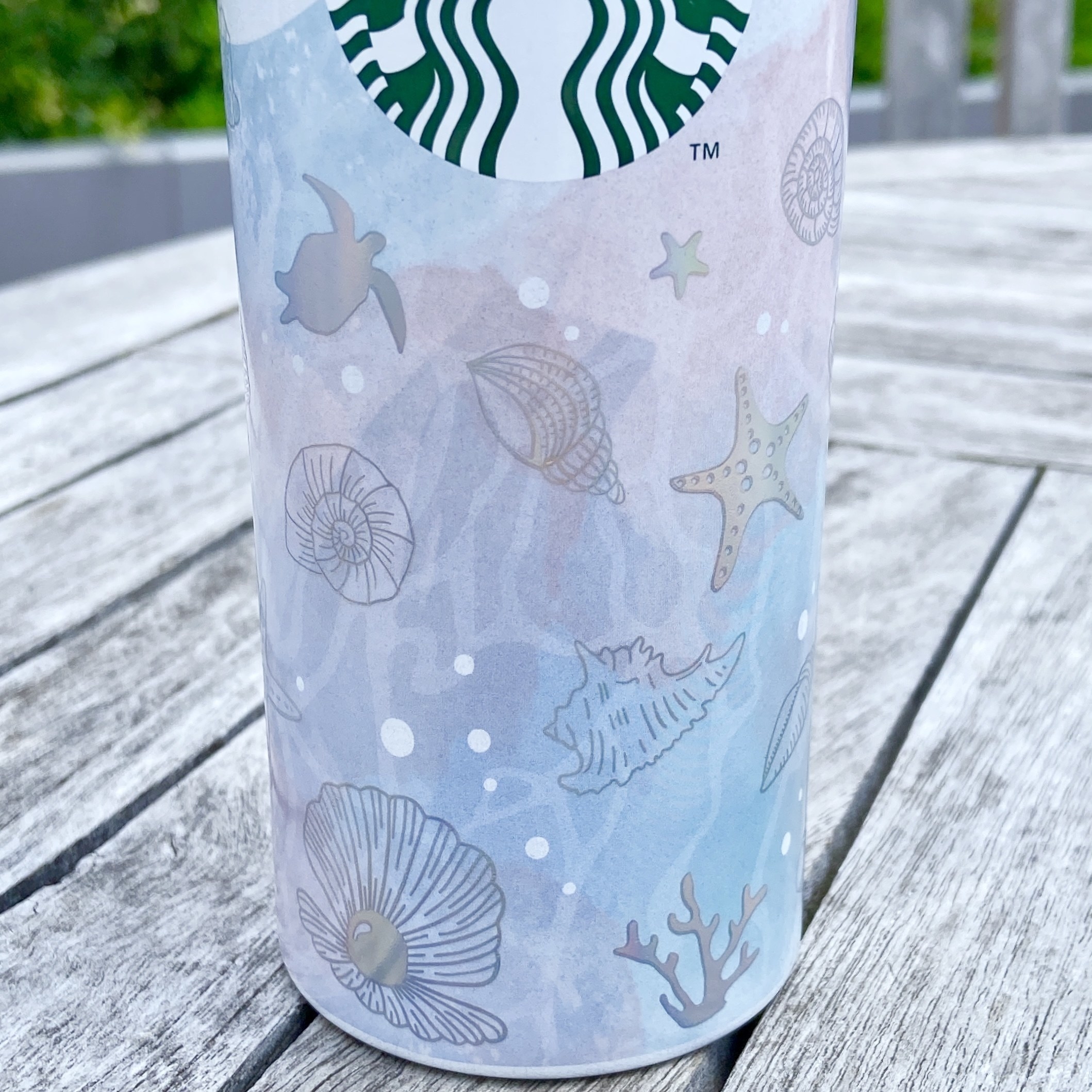 Starbucks（スターバックス）の2022新作「ステンレスボトルシャイニービーチ355ml」が夏におすすめのタンブラー