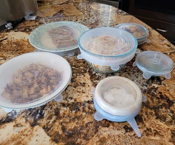 Reviewer image of the circle lids stretched to fit over multiple dishes