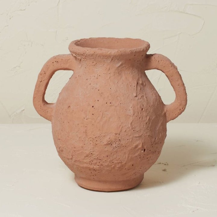 the vase with handles