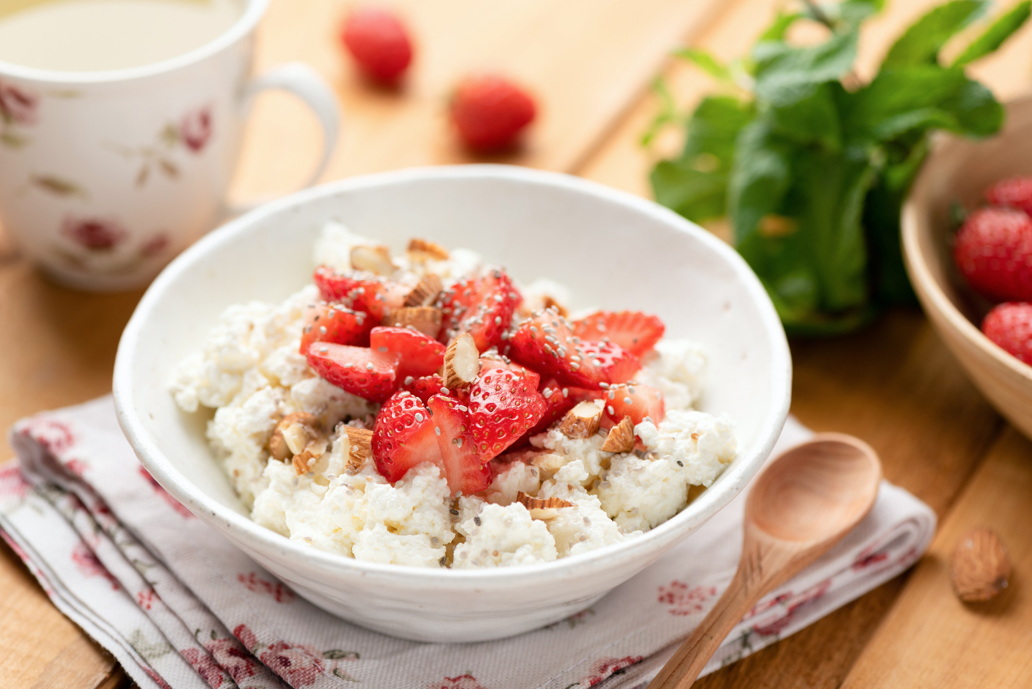 Cottage cheese with strawberries.