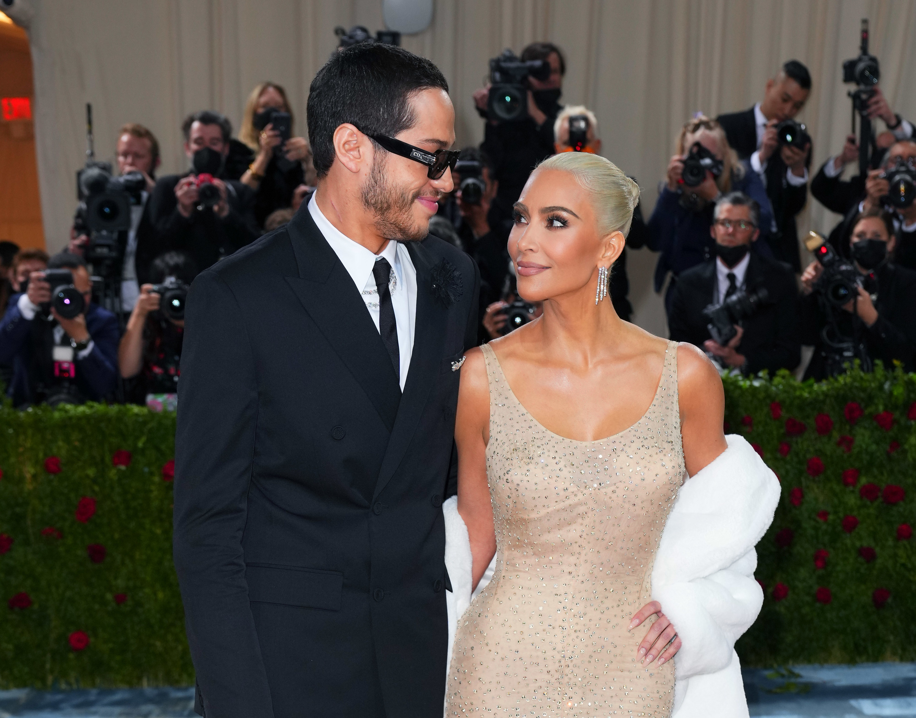 Kim Kardashian & Marilyn Monroe Dress: Famous Leverage Art For Brands –