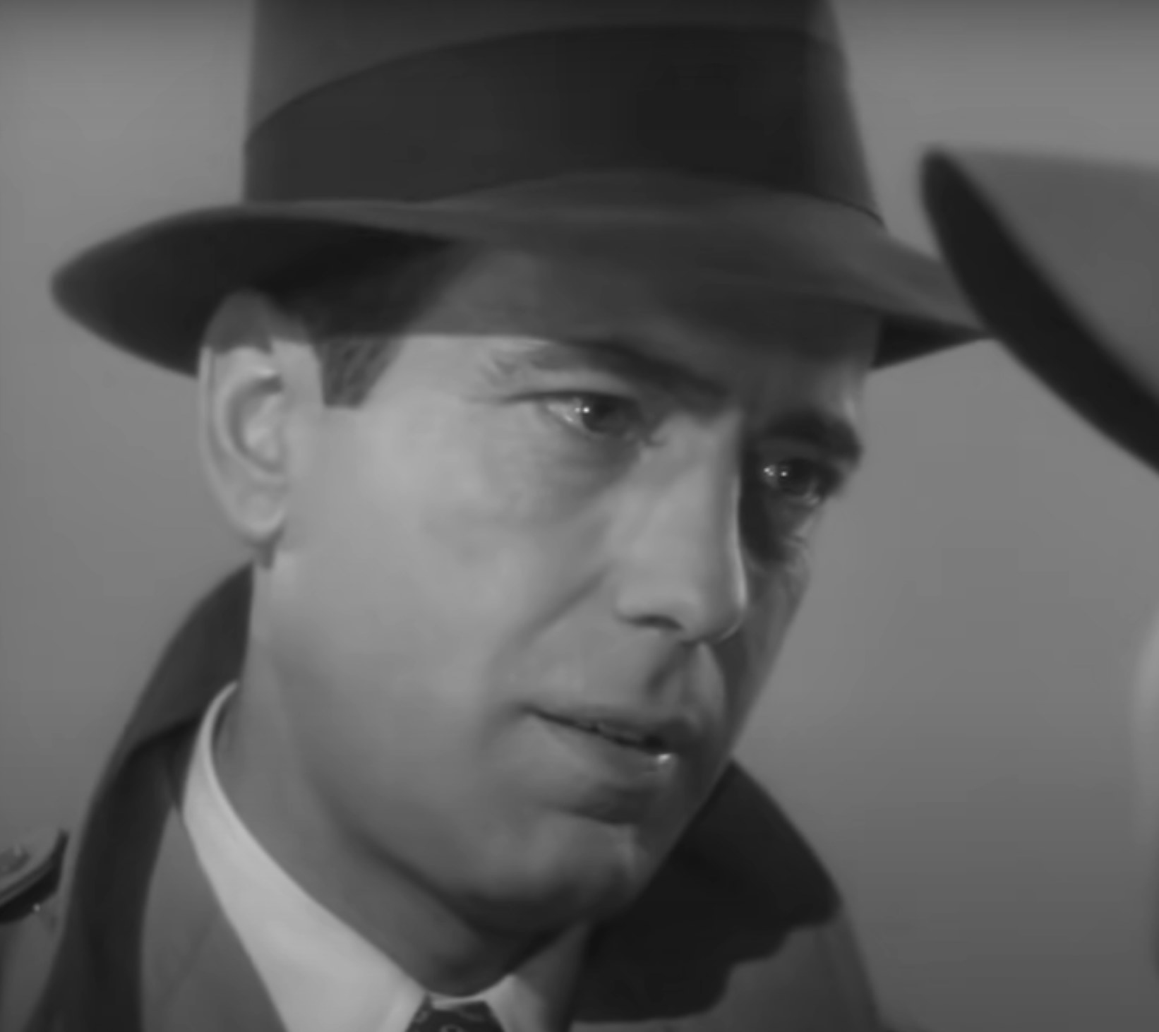 亨弗莱·鲍嘉里克说再见在“伊尔莎Casablanca"