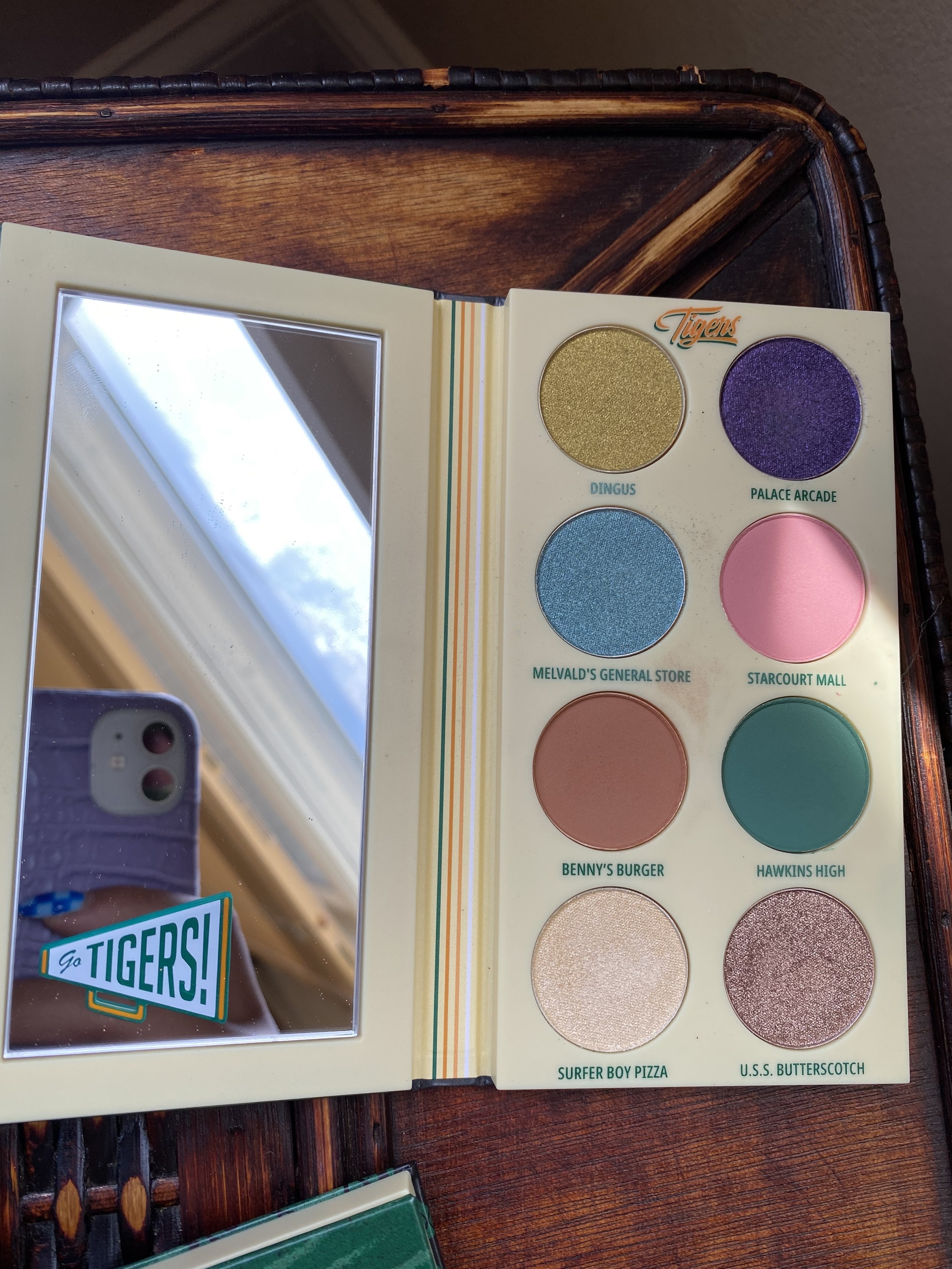 the eyeshadow palette