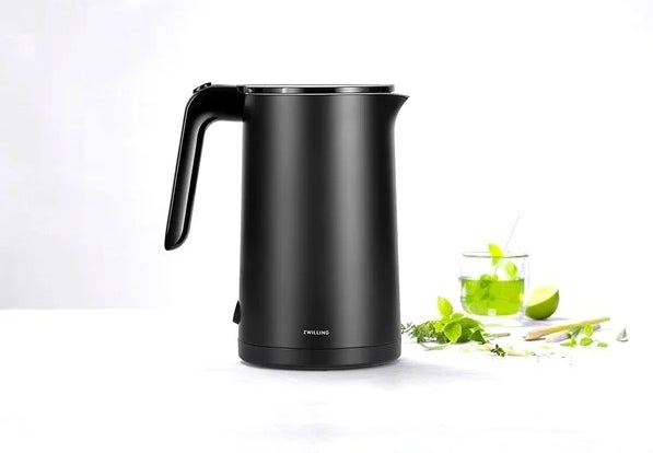 Black electric kettle