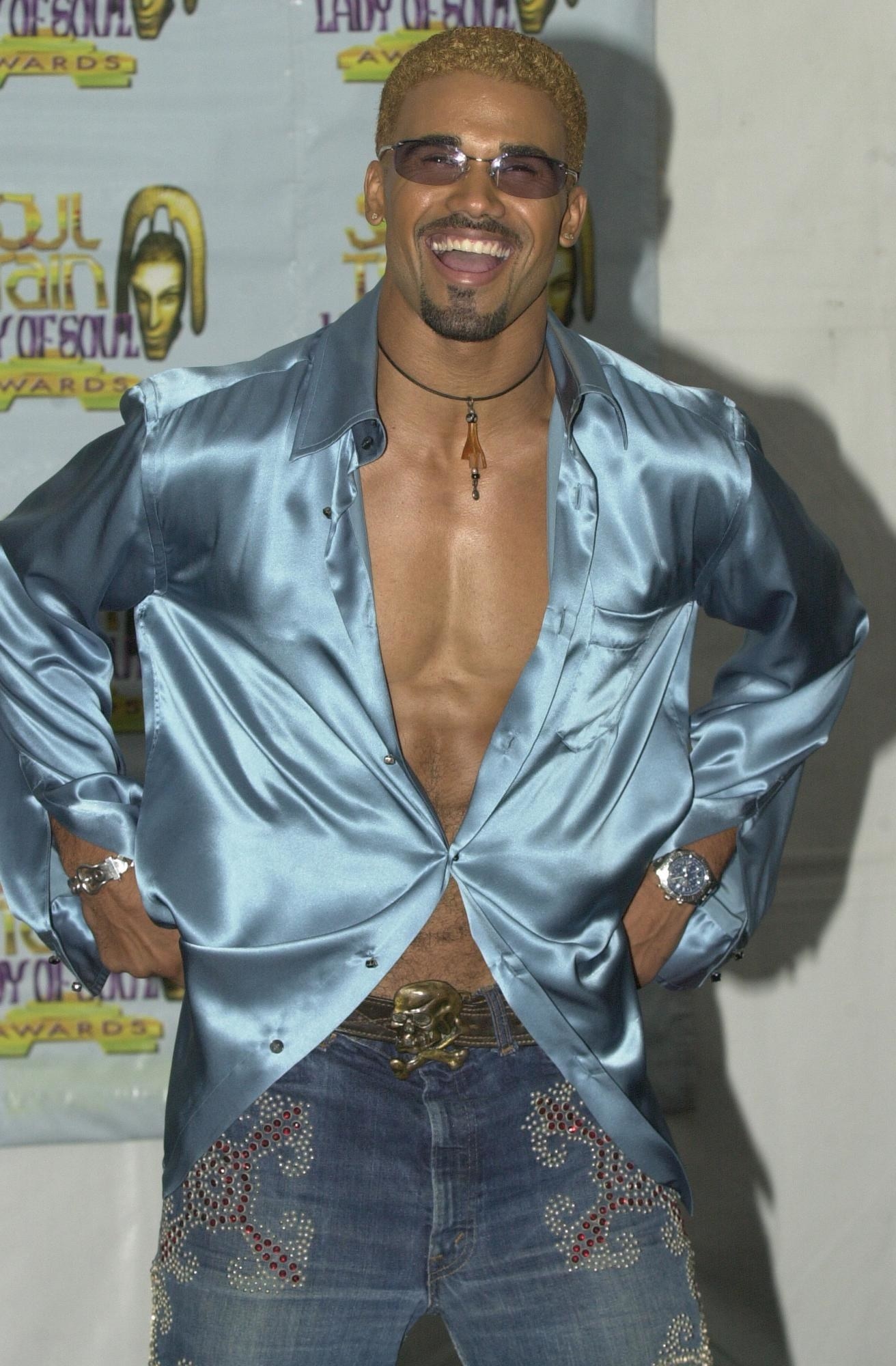 Actor Shemar Moore poses for photographers at the 2000 Soul Train Lady Soul Awards September 2, 2000 in Santa Monica, California