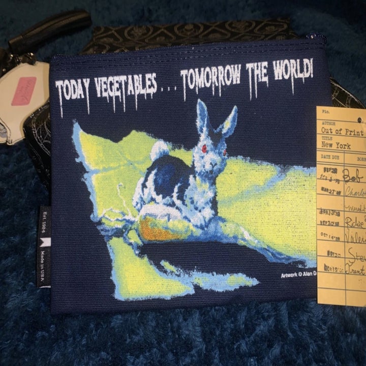 33 Under-$25 Items That'll Make You Think