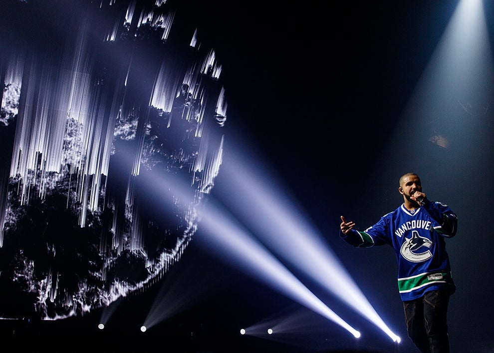 Drake Gave His Dog To A Trainer During The Summer Sixteen Hectic Tour