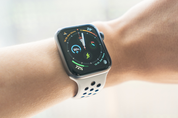 Amazonタイムセールで「Apple Watch」が安くなってる。