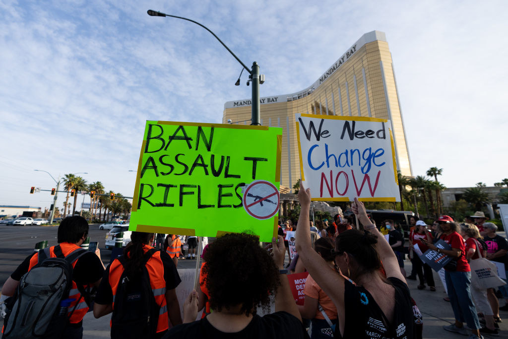 a ban assault rifles sign