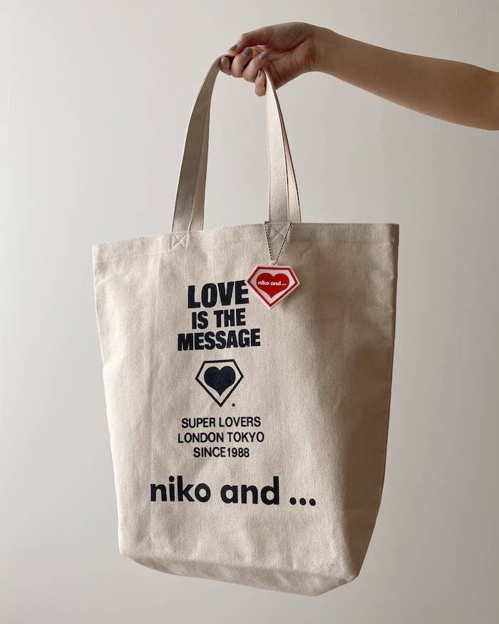 待って 懐かしすぎる ニコアンドの 贅沢コラボバッグ めちゃめちゃエモすぎるって