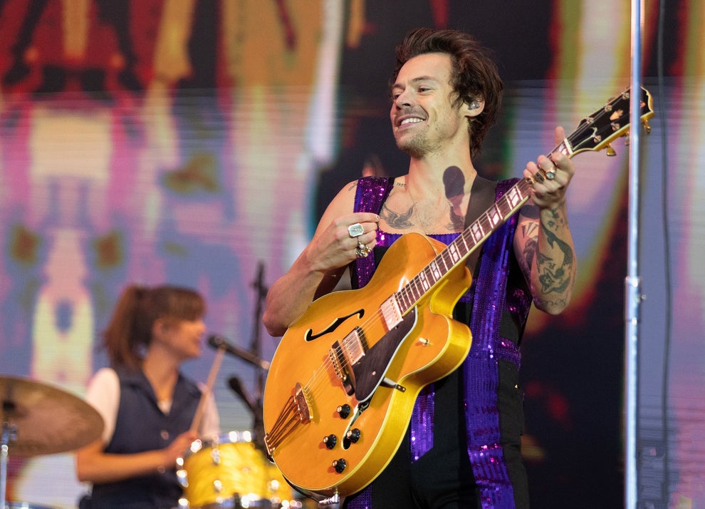 Harry Styles Answered To “Daddy” During His Concert