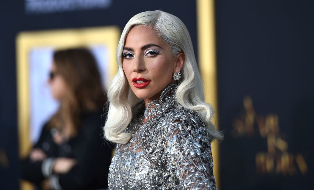 Lady Gaga到达华纳兄弟电影的首映# x27;& # x27;恒星诞生# x27;2018年9月24日,在靖国神社礼堂在洛杉矶,加利福尼亚