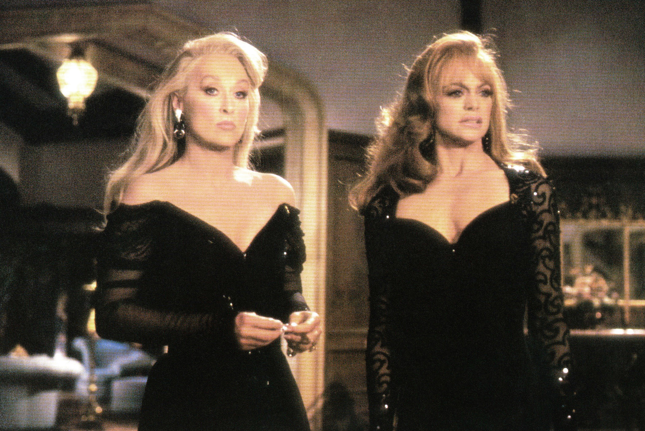 Meryl Streep and Goldie Hawn in black dresses