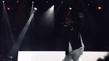 Kendrick performing
